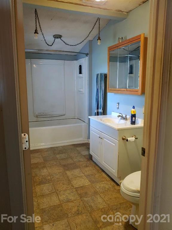 17065 Luther Road Oakboro, NC 28129 - Photo 8 of 19 Gallery Image 8