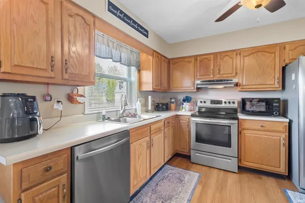 $324,900 | 1045 Walnut Creek Lane, Gas City, IN 46933