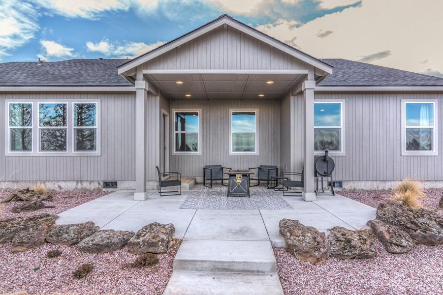 6473 Northeast Juniper Ridge Road Redmond, OR 97756 - Photo 4 of 25 Additional Photo