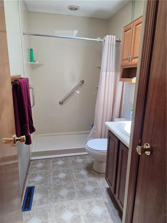 163 Noll Road Georgetown, PA 15043 - Photo 14 of 47