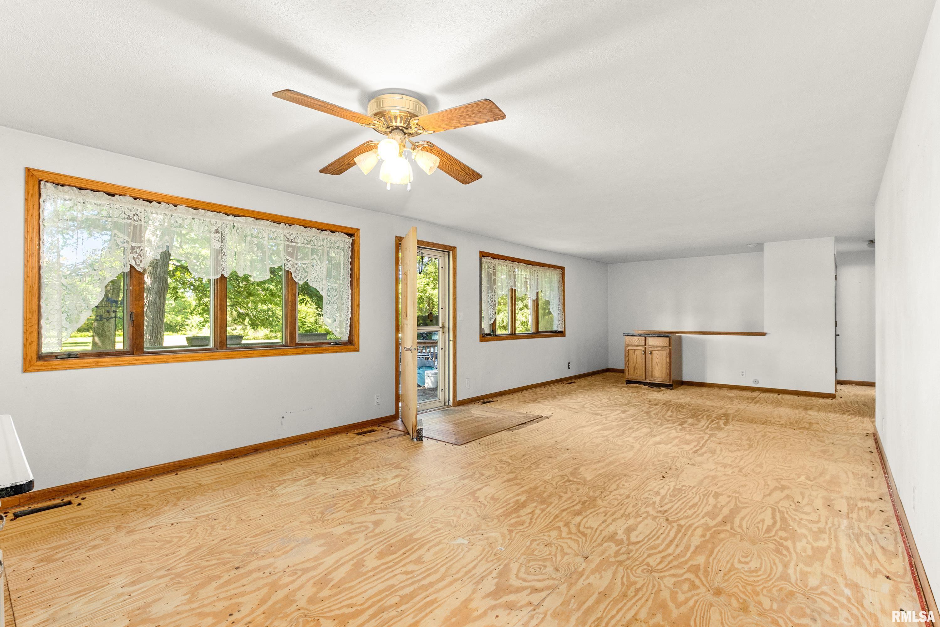 283 Fairview Washington, IL 61571 - Photo 11 of 46