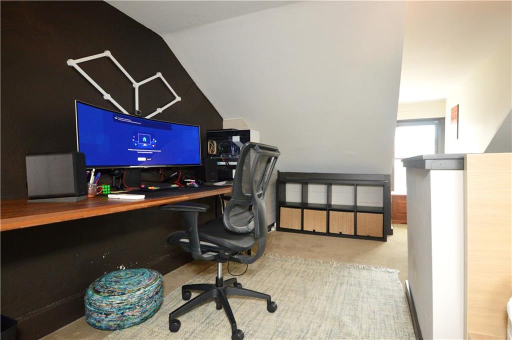 99 South 13th Street Pittsburgh, PA 15203 - Photo 42 of 50 a view of workspace with windows