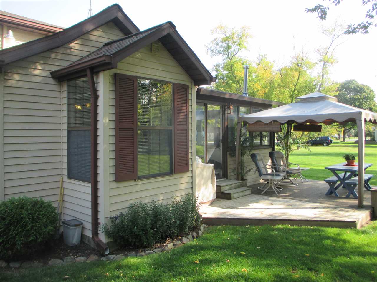 8075 Beecher Road Flushing, MI 48433 - Photo 38 of 42 50026023-37.JPG