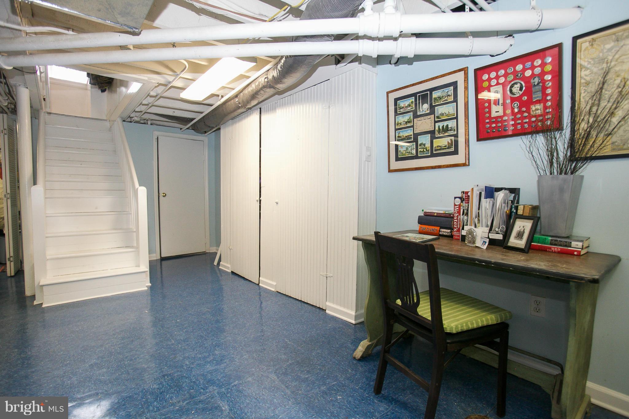 214 Goodale Road Baltimore, MD 21212 - Photo 25 of 30 a view of a workspace with furniture