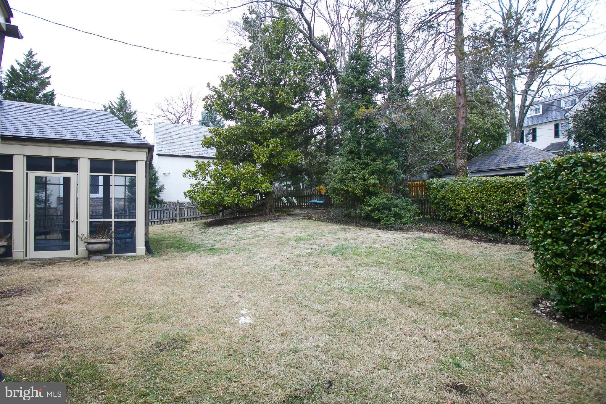 214 Goodale Road Baltimore, MD 21212 - Photo 29 of 30 a view of a house with a backyard
