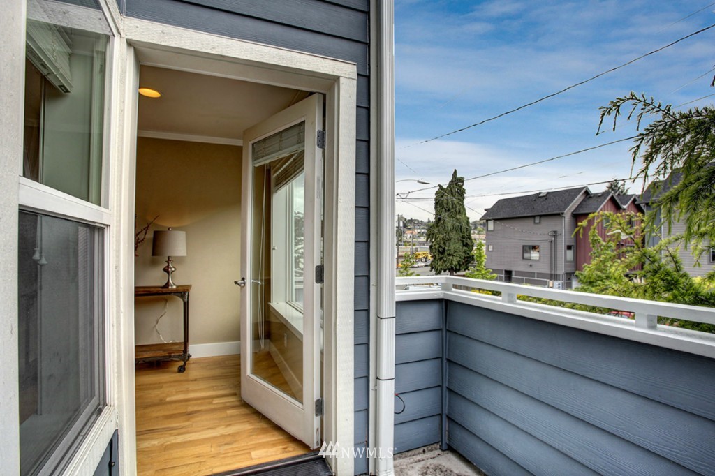 2110 West Ruffner Street Seattle, WA 98199 - Photo 20 of 24 Gallery Image 20