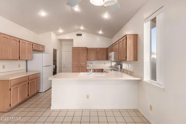 $2,100 | 4723 North Greenview Circle West, Litchfield Park, AZ 85340