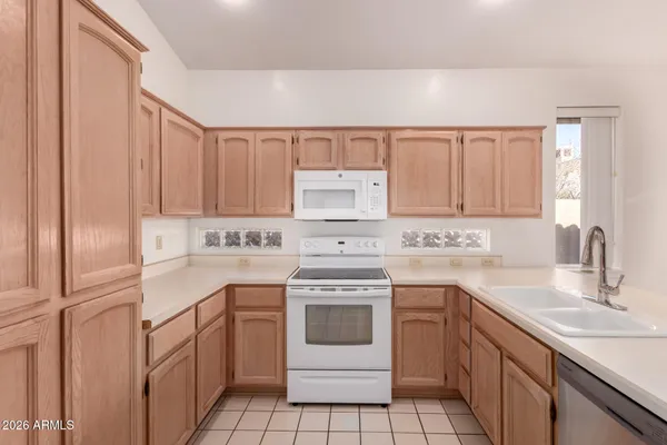 $2,100 | 4723 North Greenview Circle West, Litchfield Park, AZ 85340