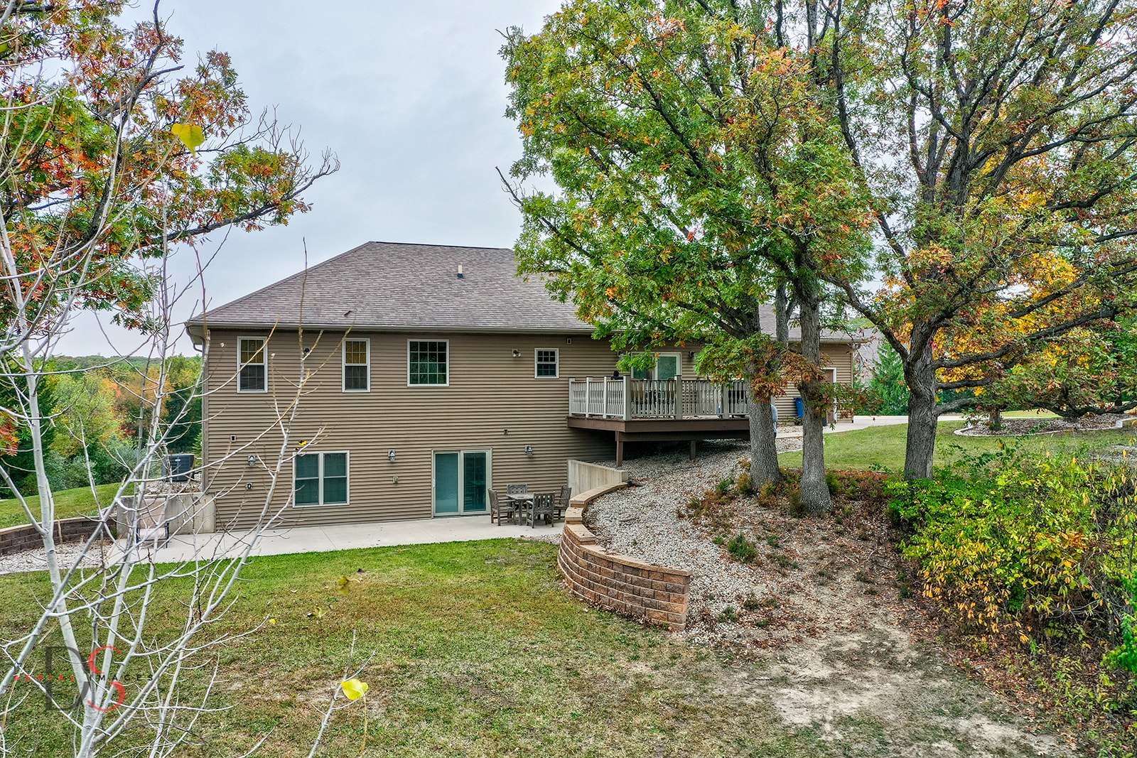 2834 East 2525th Road Marseilles, IL 61341 - Photo 10 of 31 a house view with a garden space
