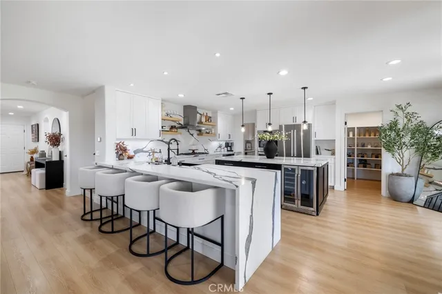 $1,125,000 | 21174 Lone Star Way, Saugus, CA 91390