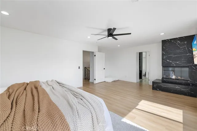 $1,125,000 | 21174 Lone Star Way, Saugus, CA 91390