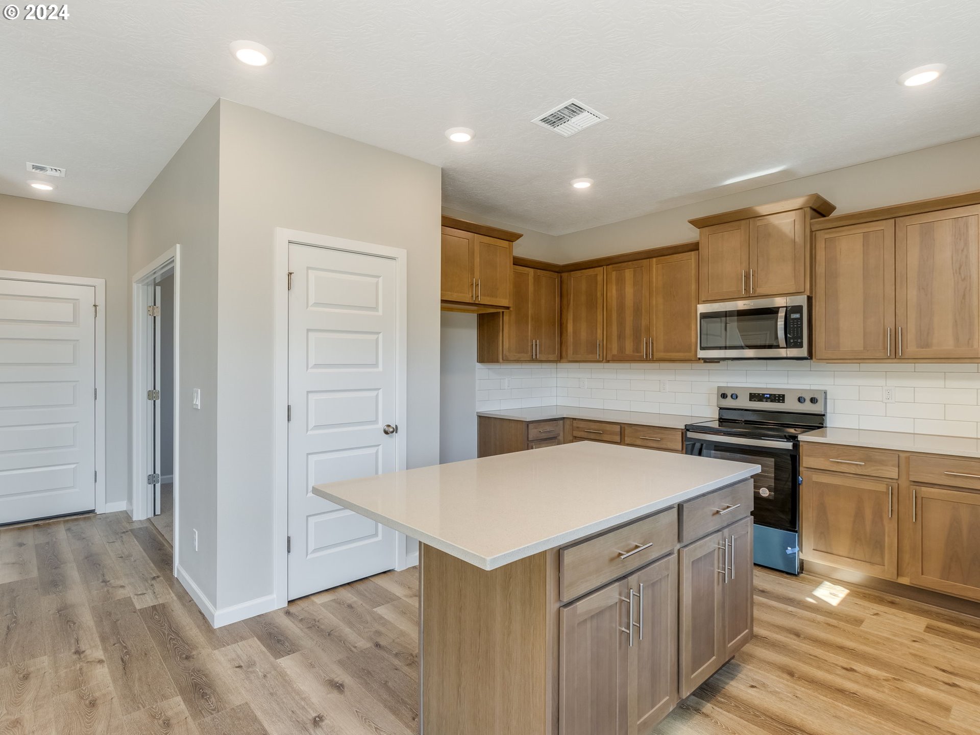 721 East Wilson Street Carlton, OR 97111 - Photo 14 of 41
