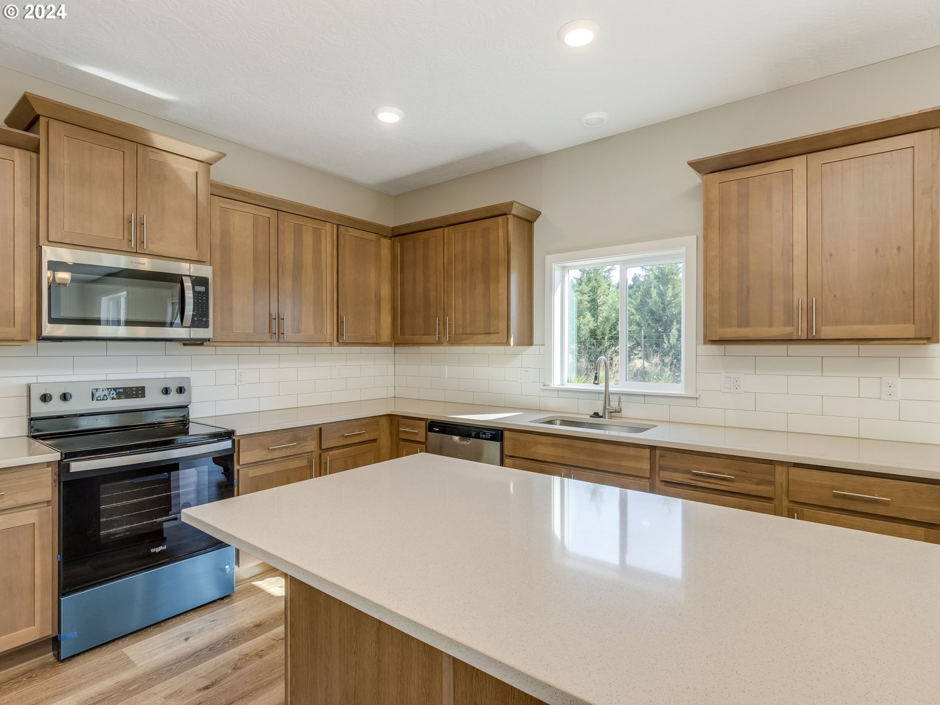 721 East Wilson Street Carlton, OR 97111 - Photo 16 of 41