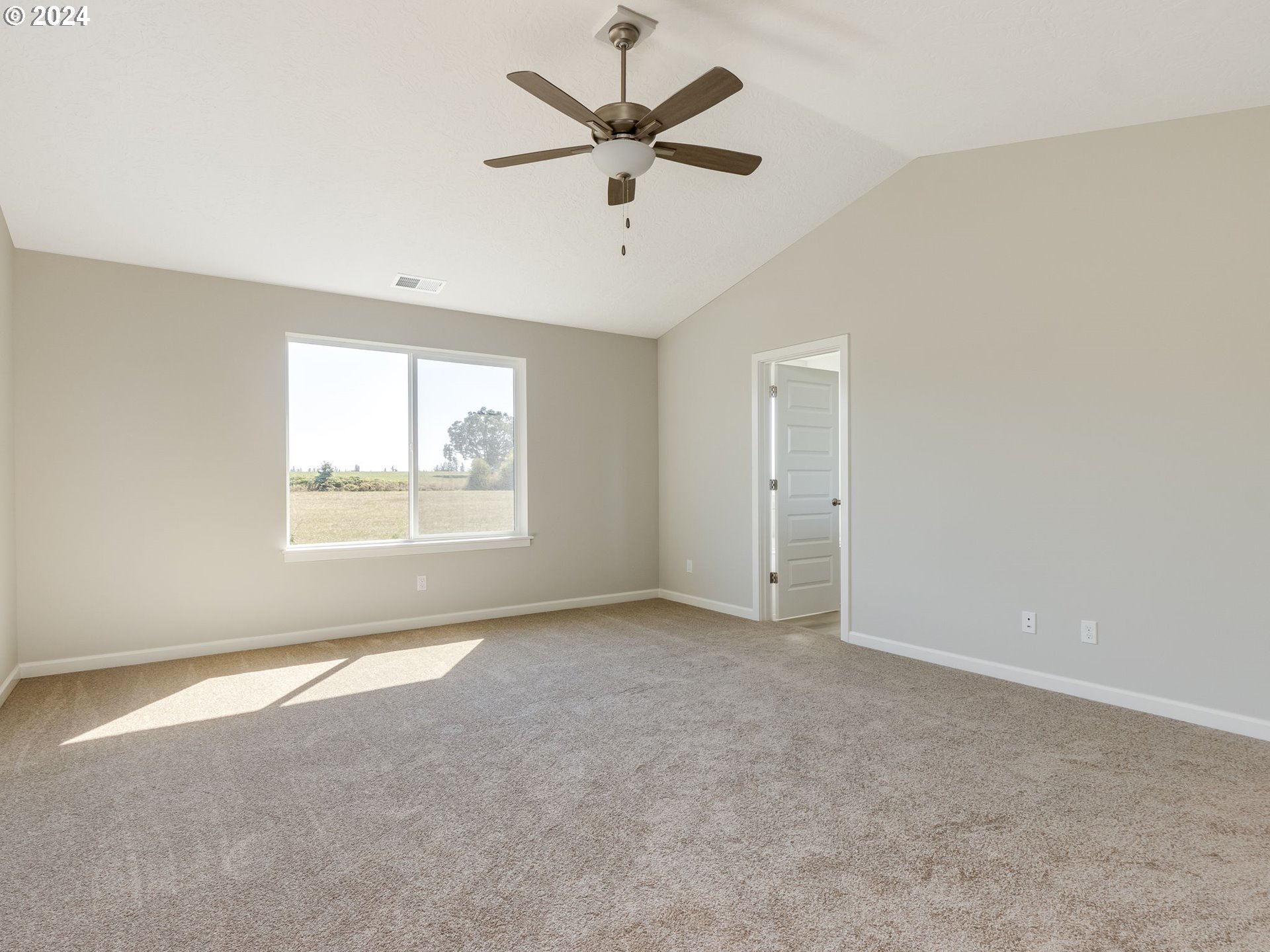 721 East Wilson Street Carlton, OR 97111 - Photo 23 of 41