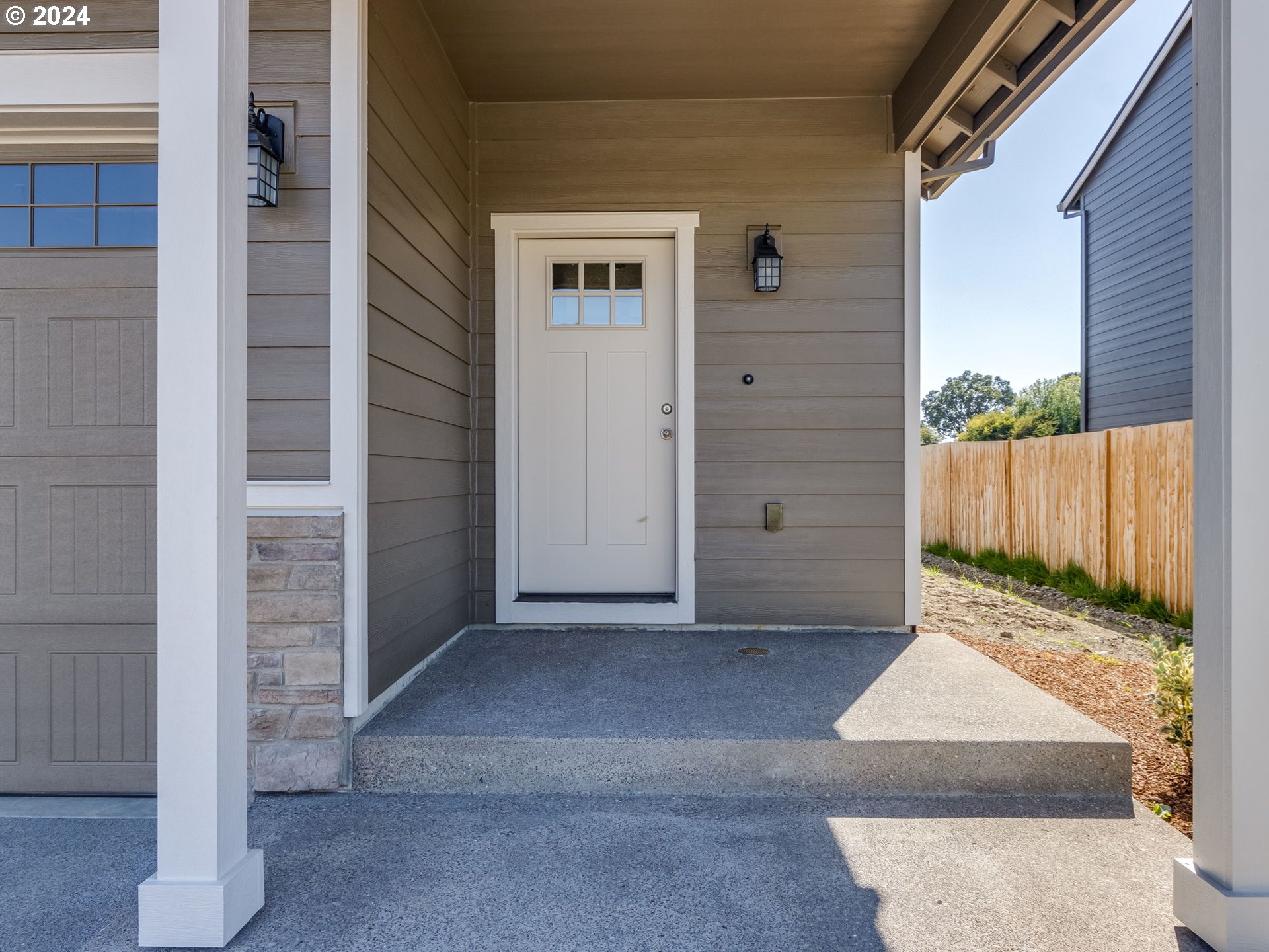 721 East Wilson Street Carlton, OR 97111 - Photo 3 of 41