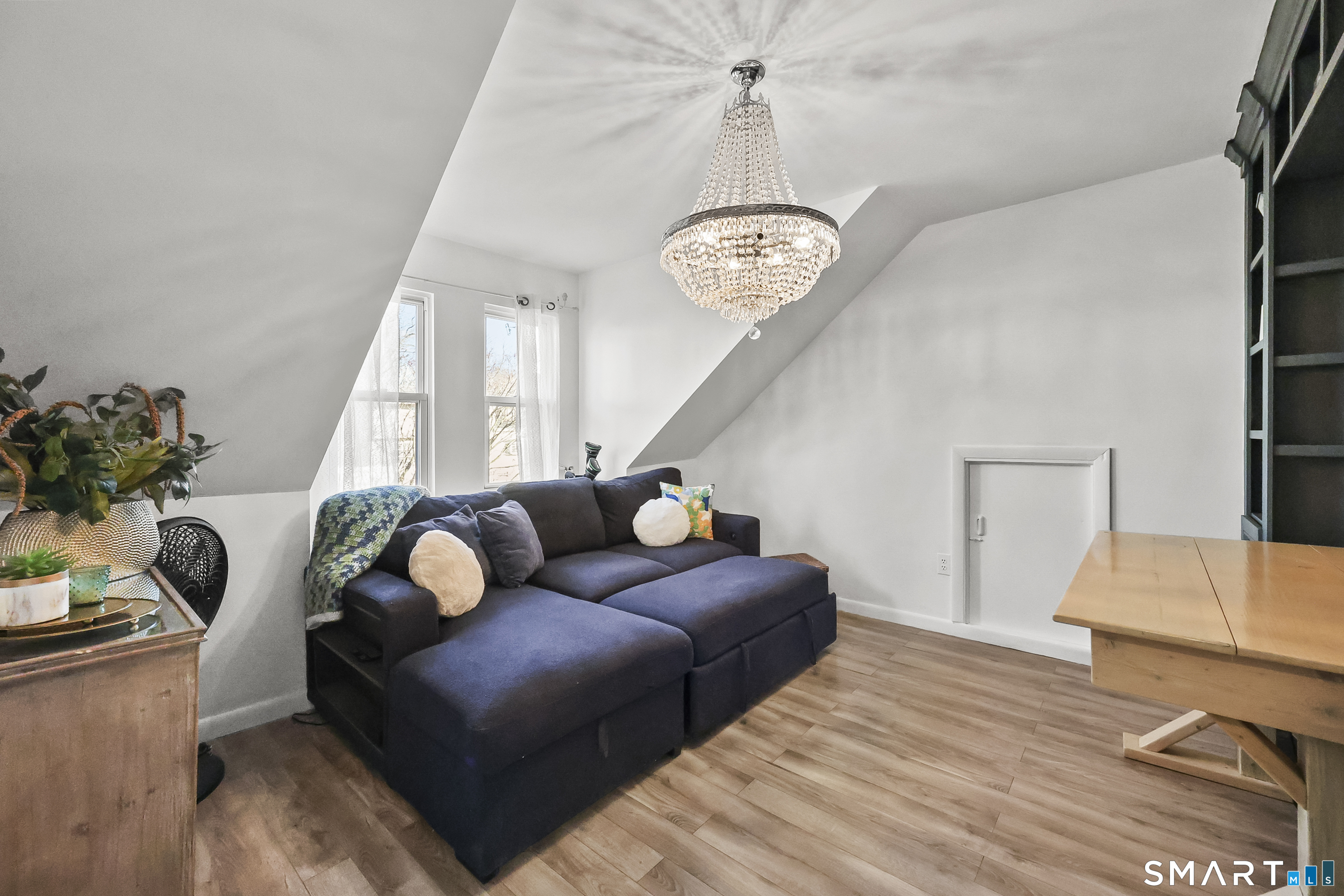 228 Chipper Road Waterbury, CT 06704 - Photo 23 of 40