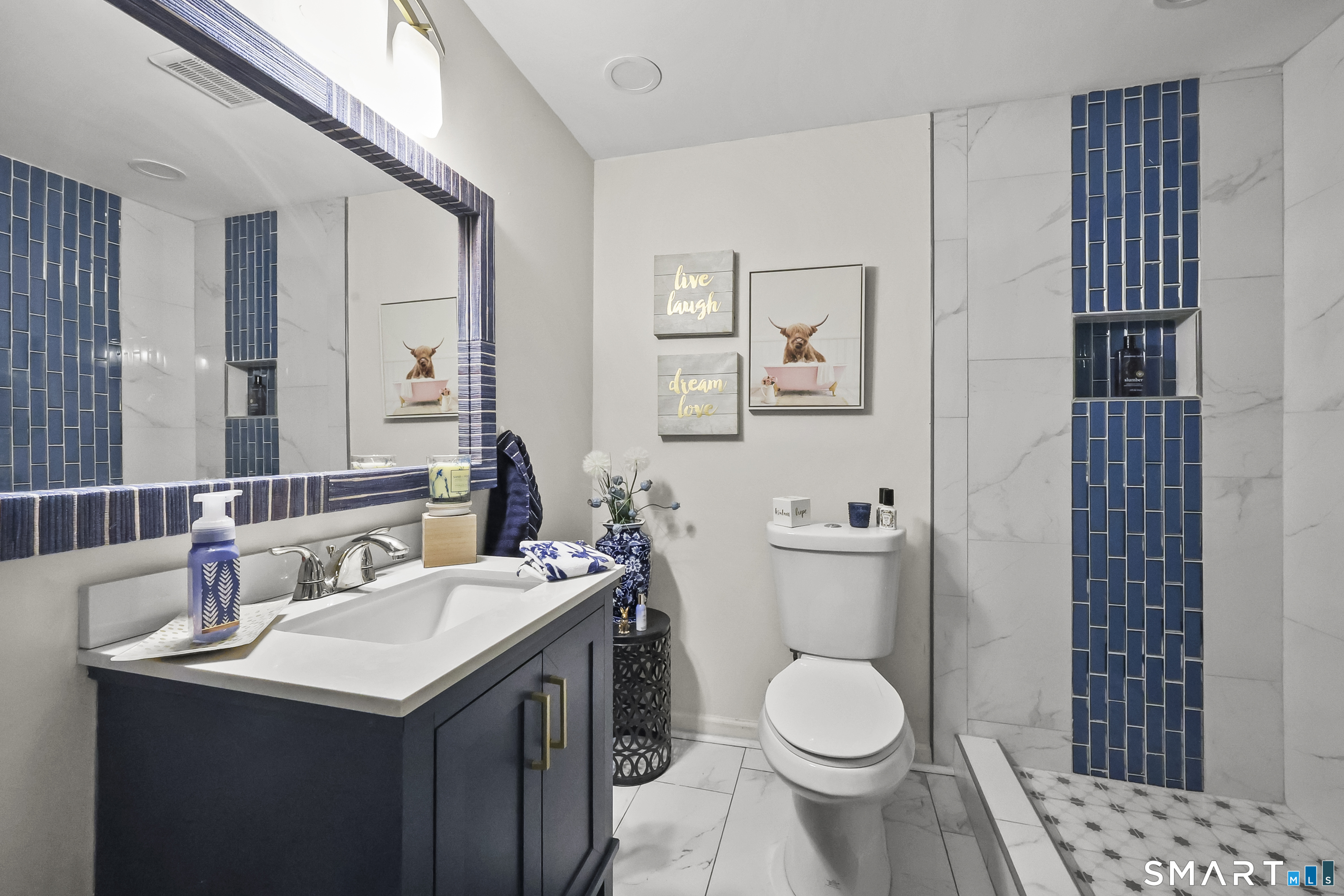 228 Chipper Road Waterbury, CT 06704 - Photo 26 of 40