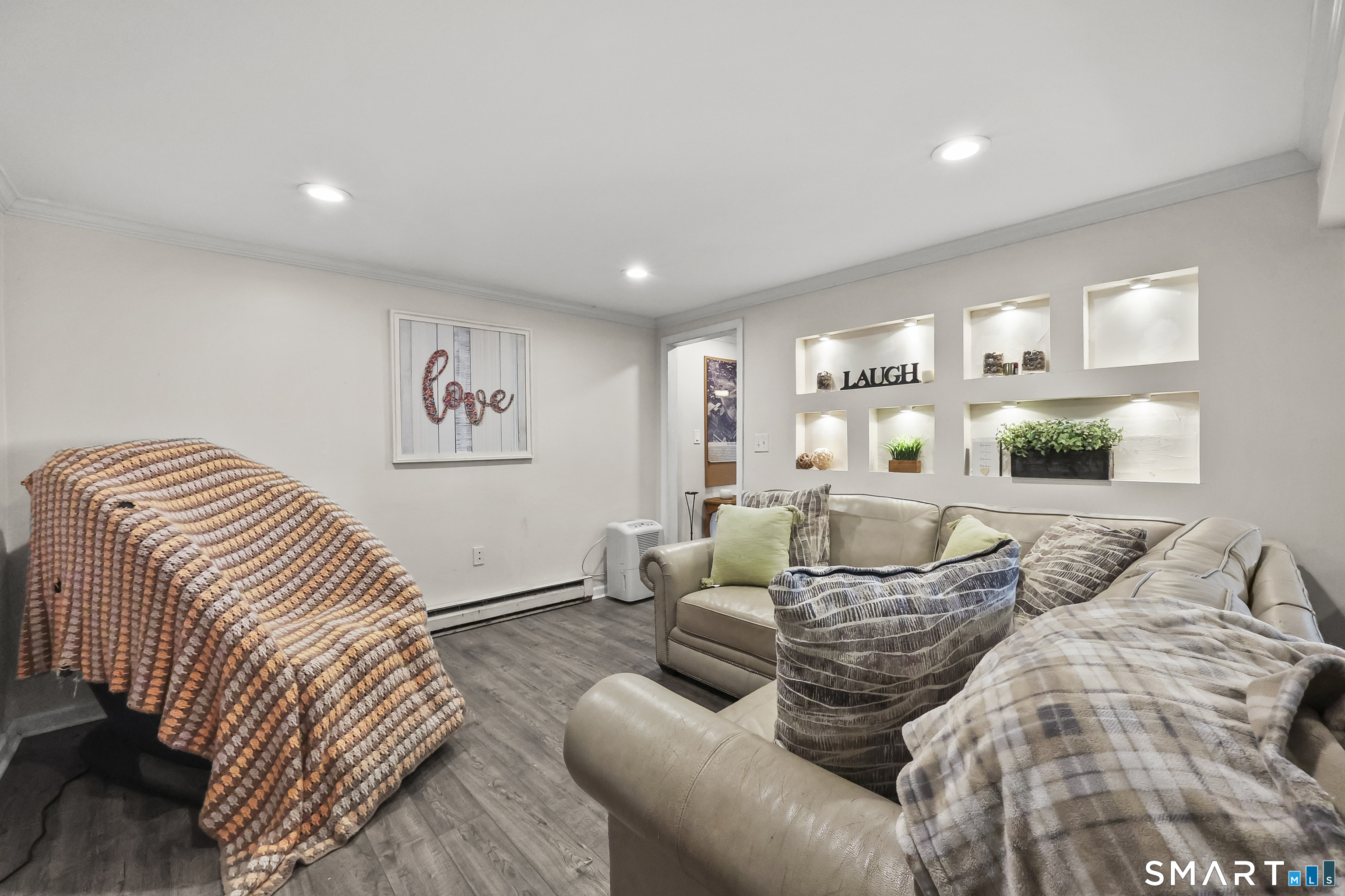 228 Chipper Road Waterbury, CT 06704 - Photo 29 of 40