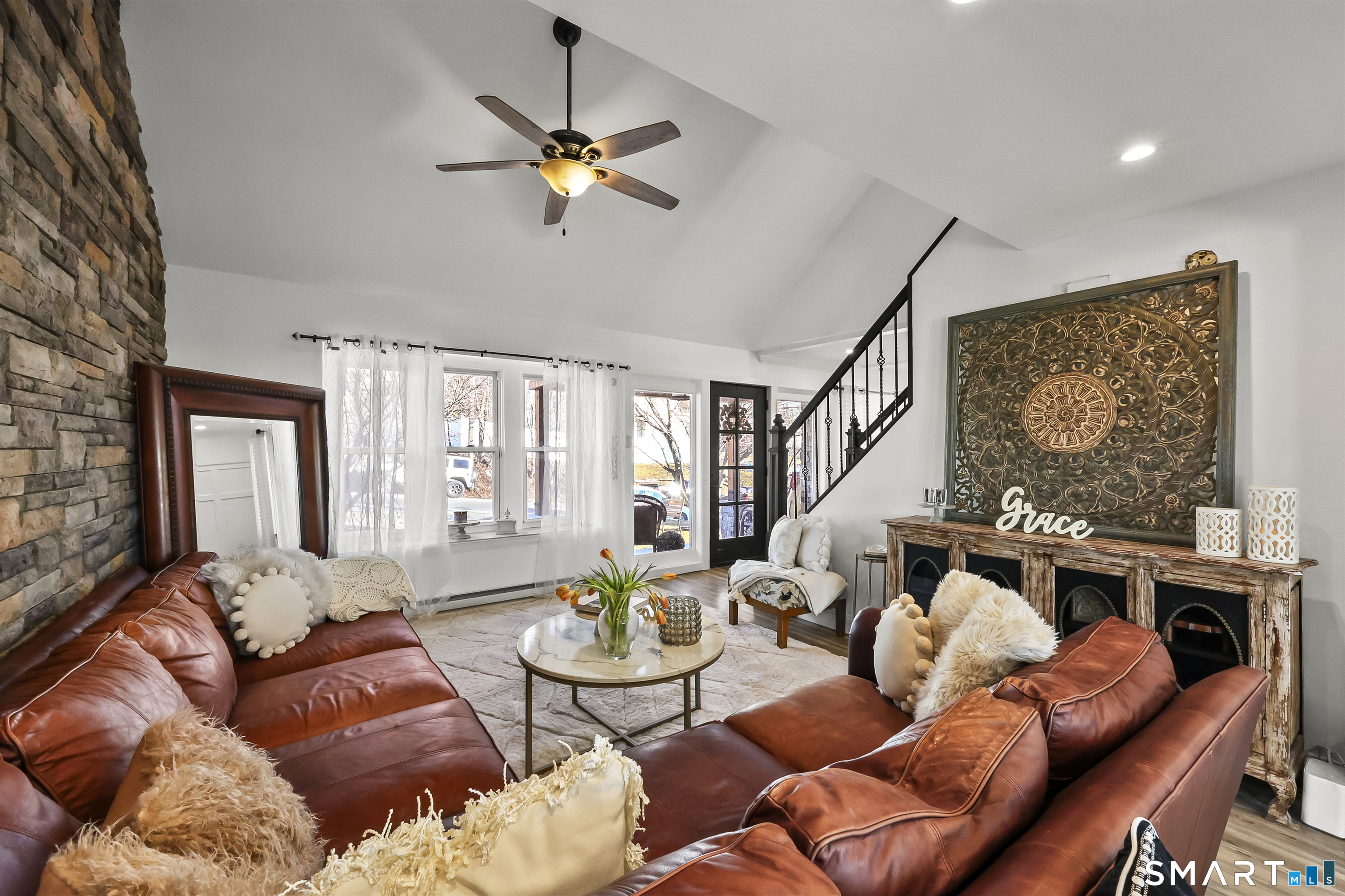 228 Chipper Road Waterbury, CT 06704 - Photo 6 of 40