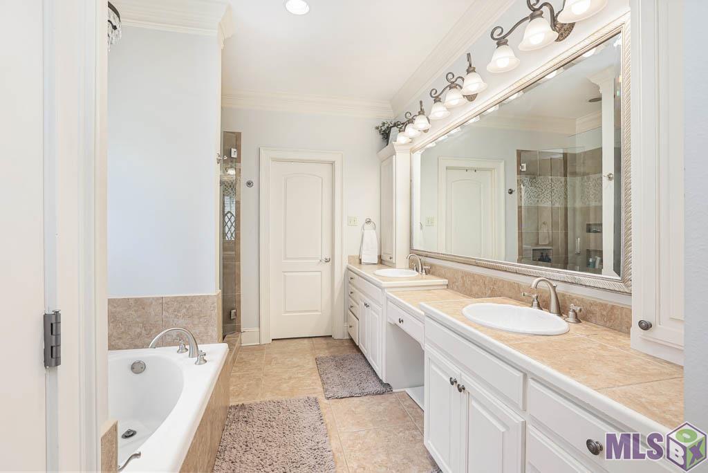 16335 Winding Ridge Avenue Prairieville, LA 70769 - Photo 12 of 35 Gallery Image 12