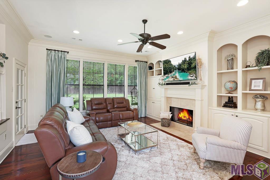 16335 Winding Ridge Avenue Prairieville, LA 70769 - Photo 4 of 35 Gallery Image 4