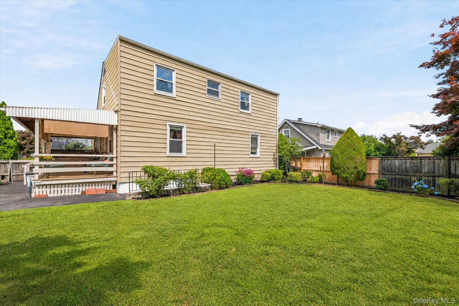 223 Croydon Road Yonkers, NY 10710 - Photo 24 of 25