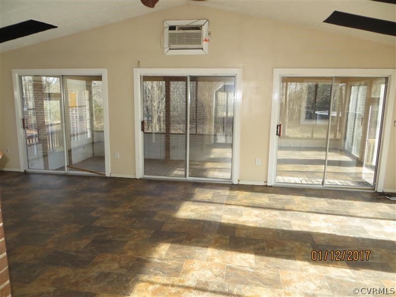 16114 Beaver Dam Road Montpelier, VA 23192 - Photo 4 of 7 Gallery Image 4