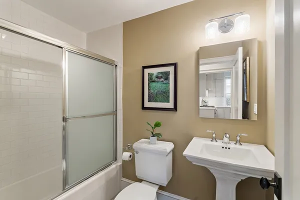 $2,100,000 | 53 Ellery Street, Unit 1, Cambridge, MA 02138