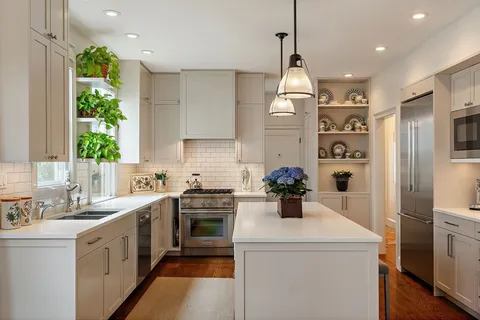 $2,100,000 | 53 Ellery Street, Unit 1, Cambridge, MA 02138