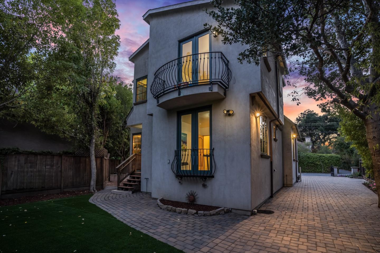 720 Edgewood Road San Mateo, CA 94402 - Photo 55 of 56 a front view of a house with a garden