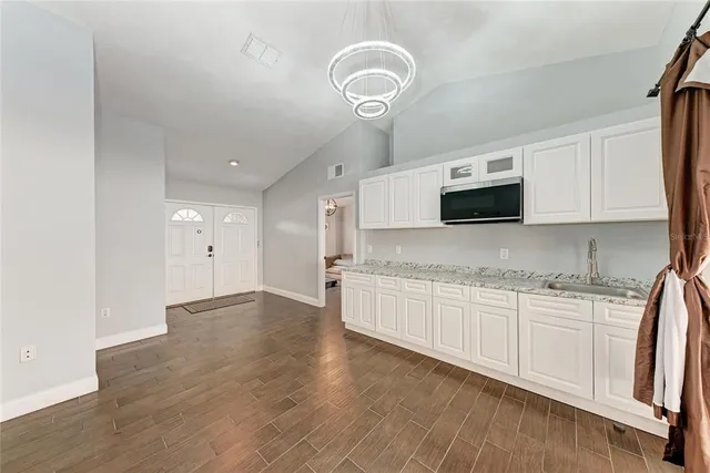 $420,000 | 908 Wicketrun Drive, Brandon, FL 33510