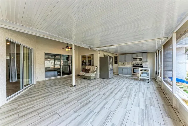 $420,000 | 908 Wicketrun Drive, Brandon, FL 33510