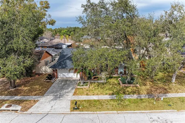 $420,000 | 908 Wicketrun Drive, Brandon, FL 33510