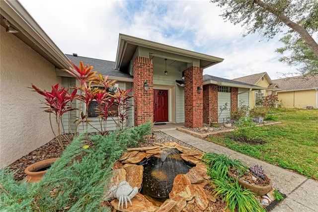 $420,000 | 908 Wicketrun Drive, Brandon, FL 33510