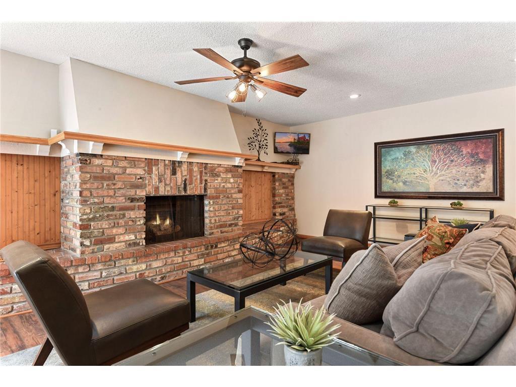 10211 Cedar Lake Road, Unit 109 Minnetonka, MN 55305 - Photo 15 of 21