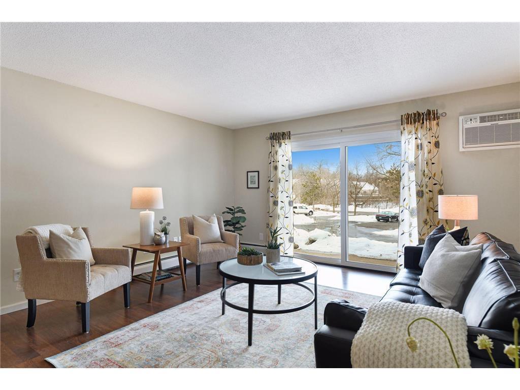 10211 Cedar Lake Road, Unit 109 Minnetonka, MN 55305 - Photo 3 of 21