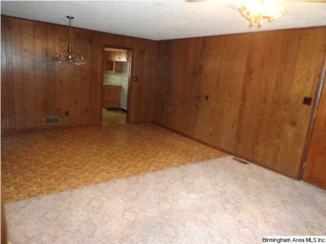 127 Walker Avenue Bessemer, AL 35023 - Photo 3 of 15