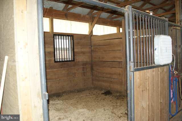 430 Barnstable Road Carlisle, PA 17015 - Photo 12 of 25 Gallery Image 12