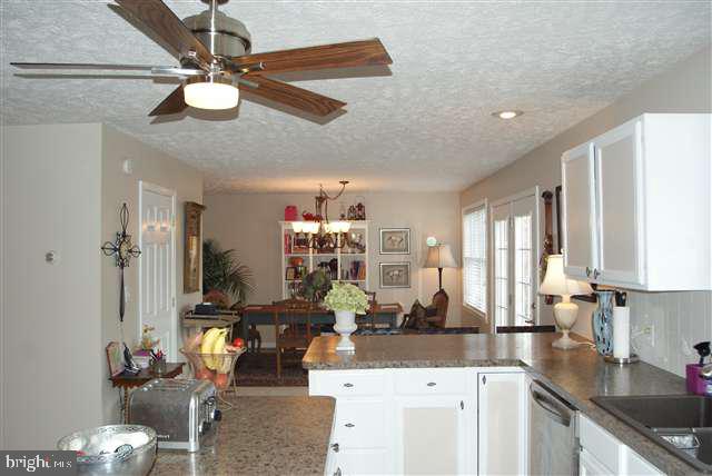 430 Barnstable Road Carlisle, PA 17015 - Photo 17 of 25 Gallery Image 17