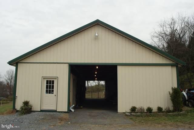 430 Barnstable Road Carlisle, PA 17015 - Photo 9 of 25 Gallery Image 9