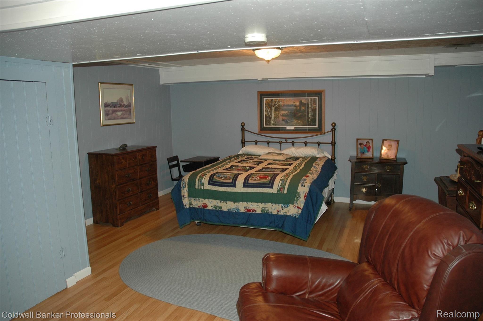 2094 Broker Road Lapeer, MI 48446 - Photo 26 of 31 DSC_0912.JPG
