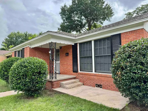 $189,900 | 1931 South Wiley Avenue, Tyler, TX 75701