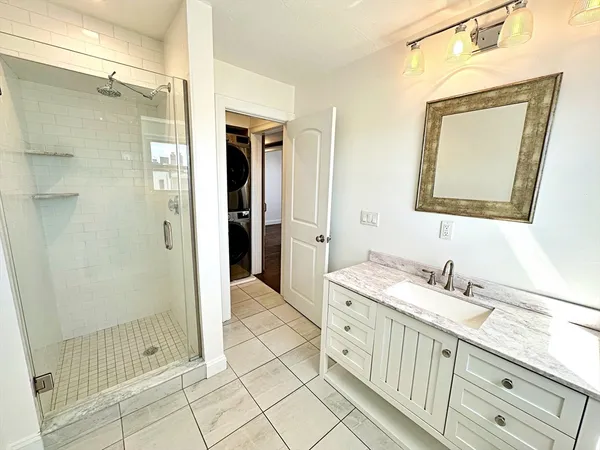 $2,650 | 266 Lexington Street, Unit 3, Boston, MA 02128