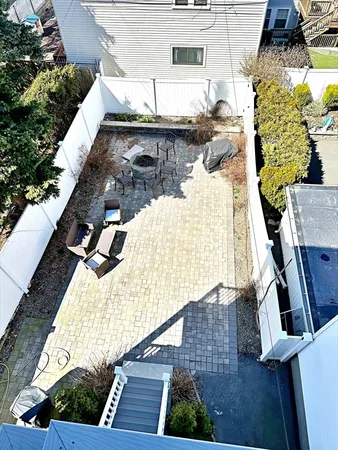 $2,650 | 266 Lexington Street, Unit 3, Boston, MA 02128