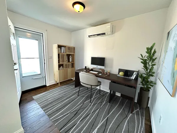 $2,650 | 266 Lexington Street, Unit 3, Boston, MA 02128