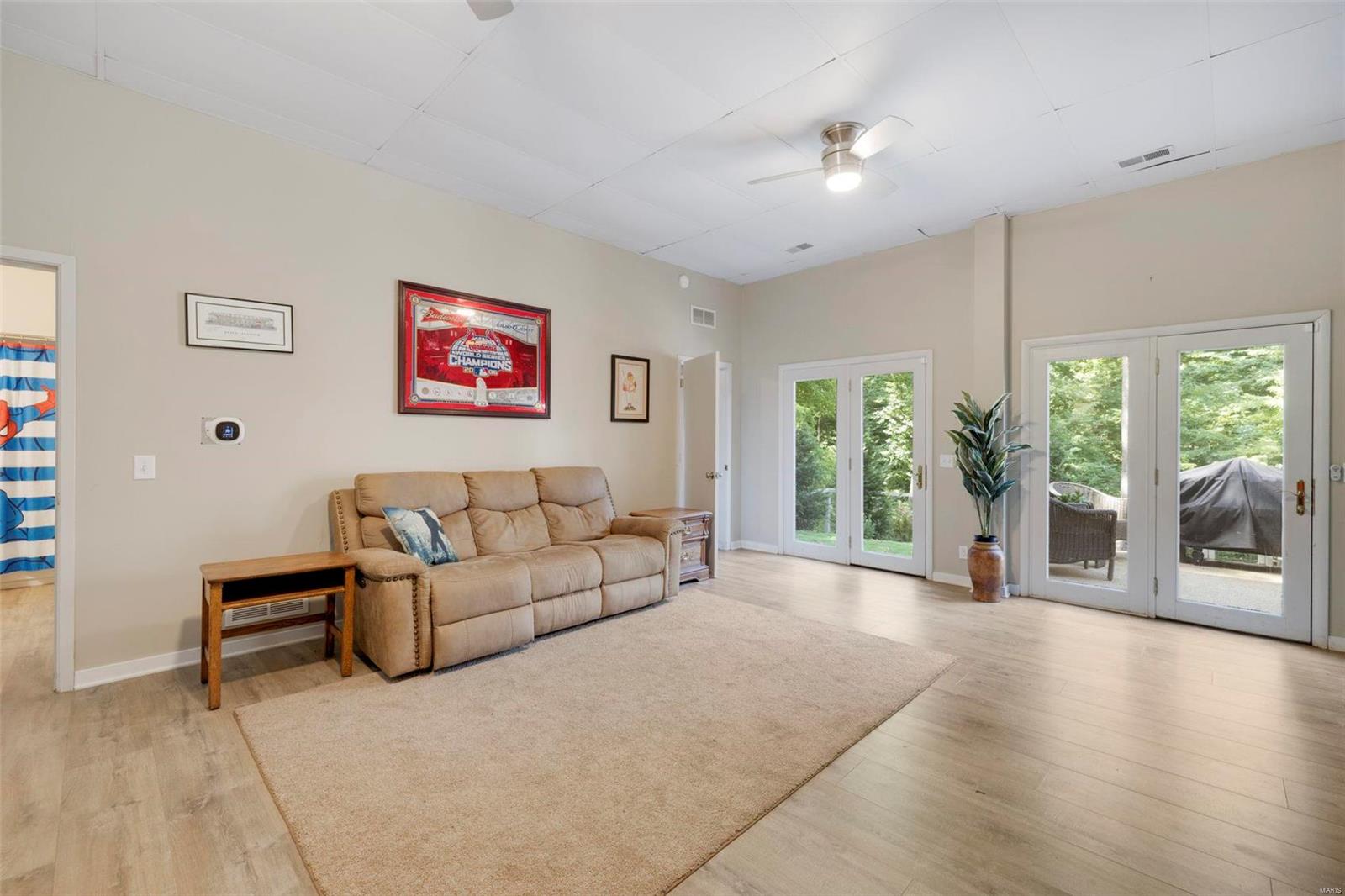 1245 Walnut Hill Farm Road Chesterfield, MO 63005 - Photo 25 of 57 Gallery Image 25