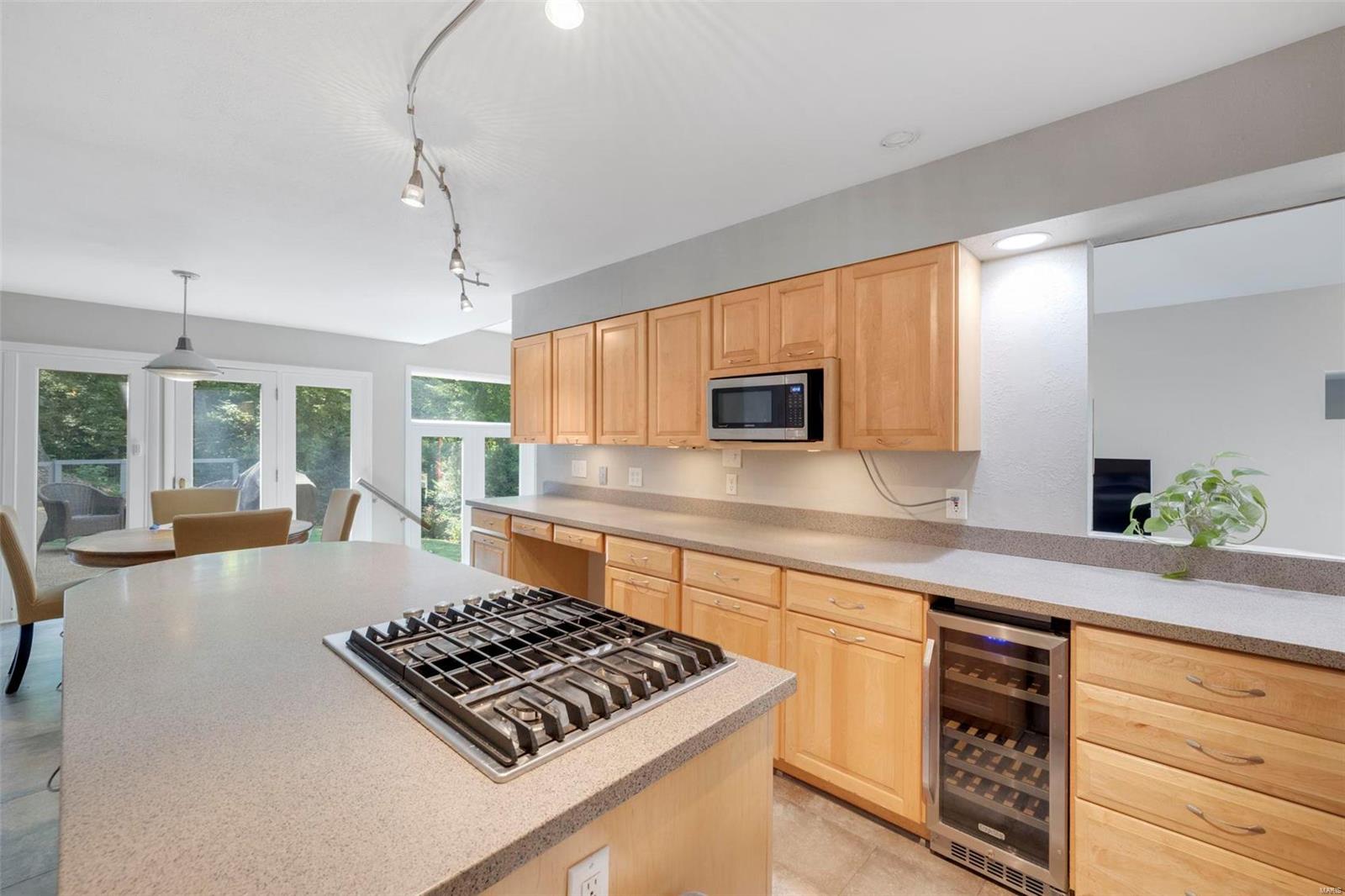1245 Walnut Hill Farm Road Chesterfield, MO 63005 - Photo 7 of 57 Gallery Image 7