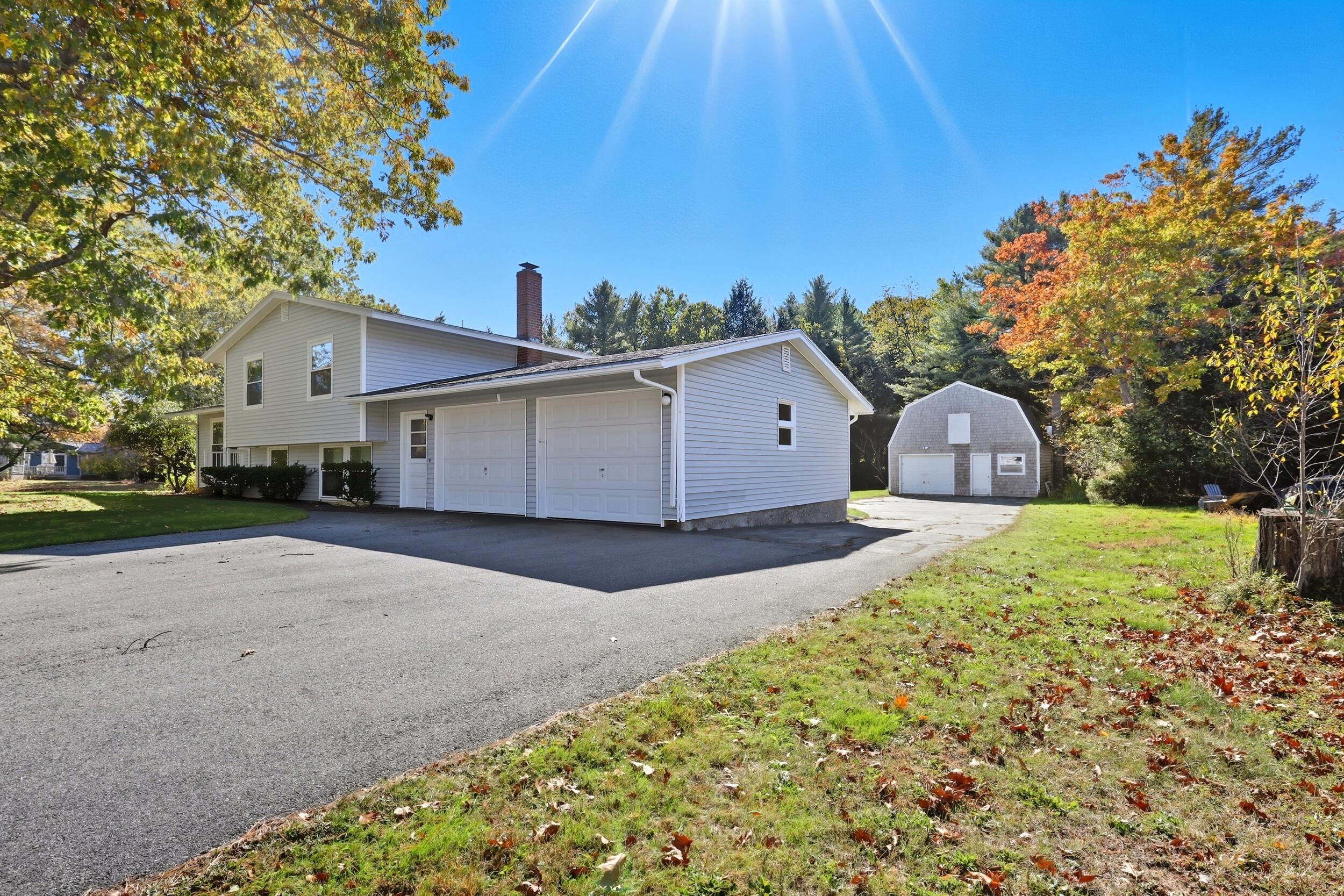 12 Malcolm Road York, ME 03909 - Photo 4 of 52 4_on the mark-et_005