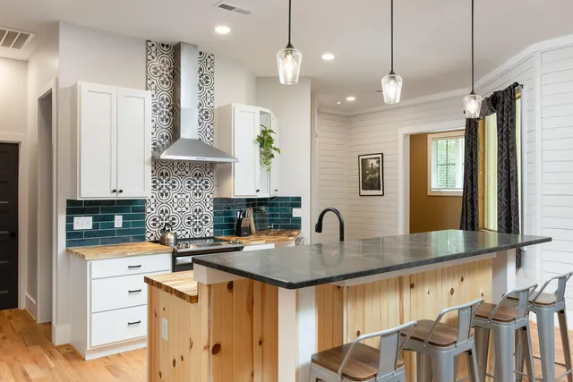 $819,000 | 81 Horseshoe Road, Signal Mountain, TN 37377