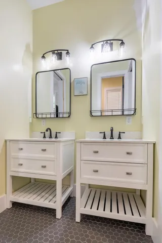 $819,000 | 81 Horseshoe Road, Signal Mountain, TN 37377